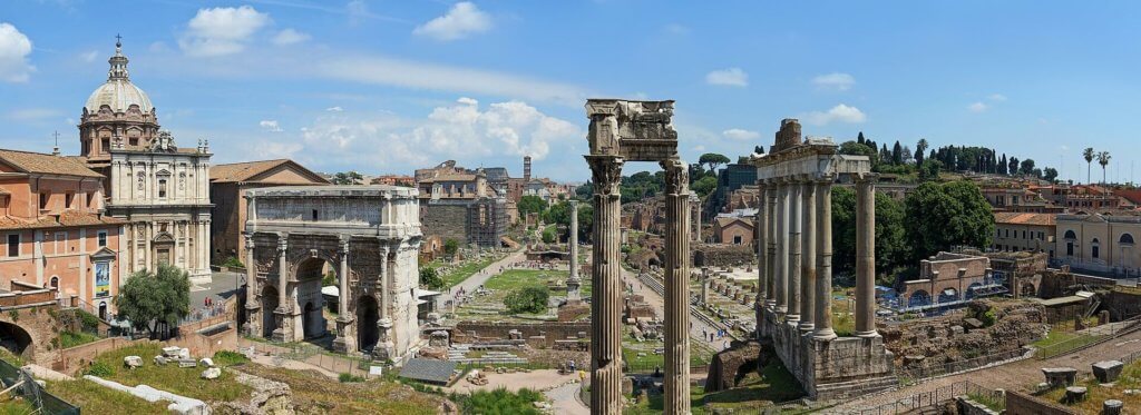 Forum Romanum - BeBo86, CC BY-SA 3.0, via Wikimedia Commons Forum Romanum