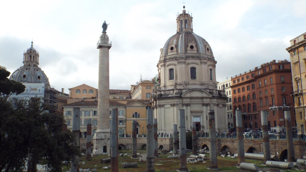 Trajans Säule - Roxyuru, CC BY-SA 4.0, via Wikimedia Commons Trajans Säule